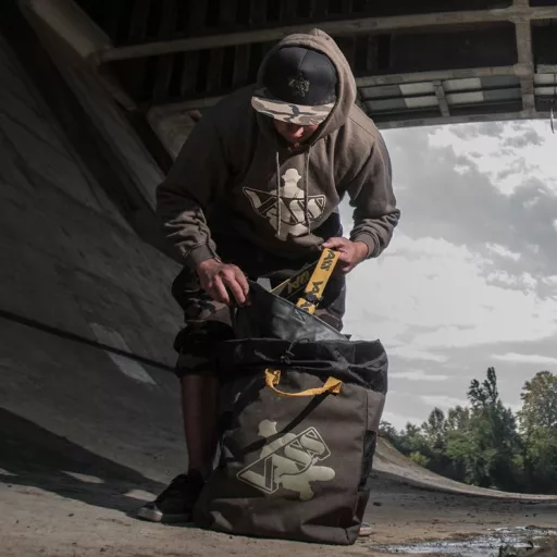 Vass Wader Storage Bag Camouflage - mellescsizma tartó táska camo