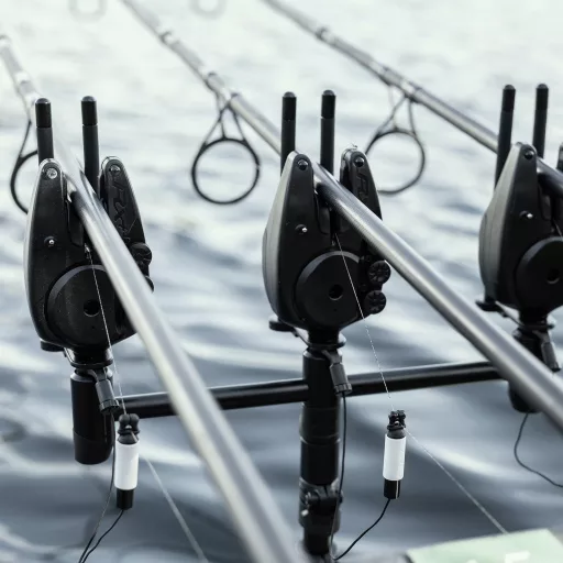 AVID Lok Down Snag Ears