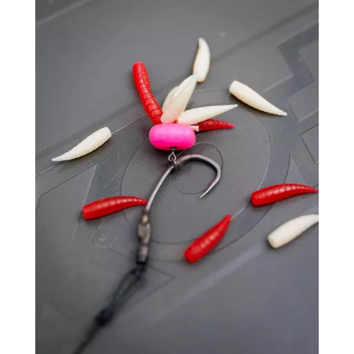 FOX EDGES™ Essentials Pop-up Maggots
