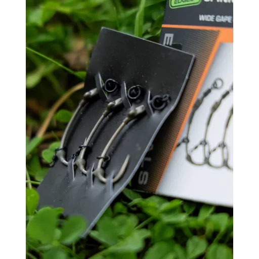 FOX Edges Spinner Rig Size 4 3pcs