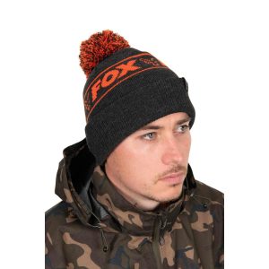 FOX COLLECTION BOBBLE - BLACK & ORANGE - fekete és narancs bojtos téli sapka