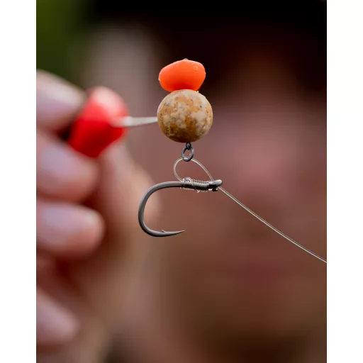FOX Edges Armapoint Super Wide Gape Outturned Eye Size 6