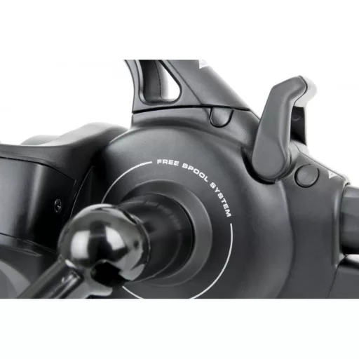 FOX EOS 12000 FS nyeletőfékes orsó