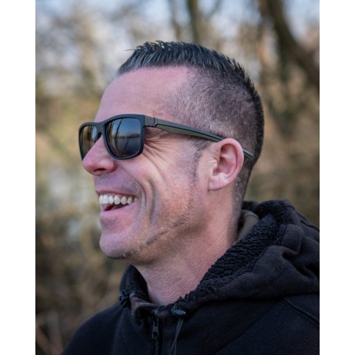 FOX Collection Green Black Shades - brown Lens