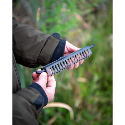 FOX Edges Rig and Hanging Rack