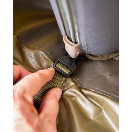 FOX Air Frame Social Shelter 2.5 x 2.5m