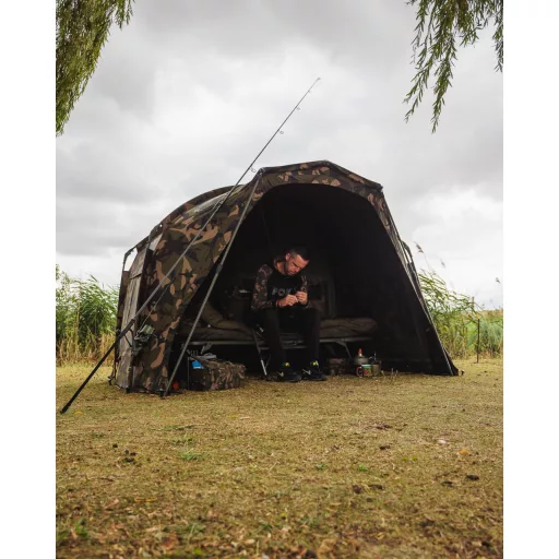 FOX Frontier II XL Camo - nagyméretű prémium bojlis sátor (terepmintás) 