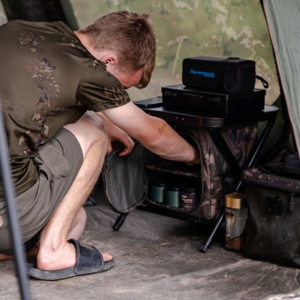 Nash Bank Life Bedside Station Camo Small - kisméretű sátorrendező