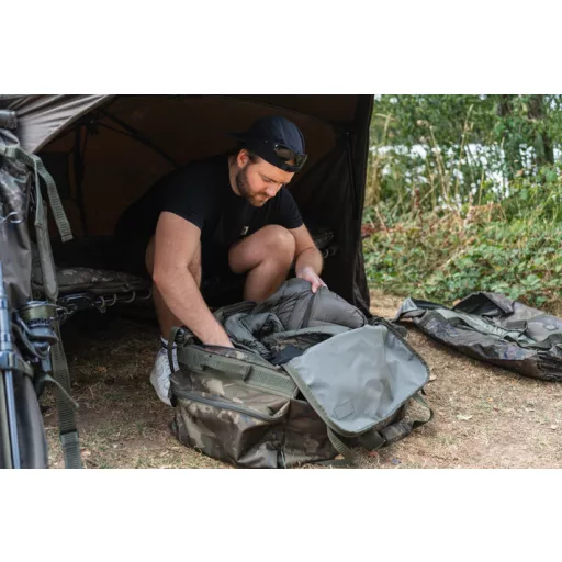 Nash Subterfuge Duffel Bag Large 90L - nagyméretű prémium táska