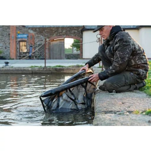 Nash Scope OPS Inflatable Retainer Sling XL - nagyméretű prémium úszómérlegelő