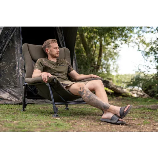 Nash Indulgence Emperor Chair Camo
