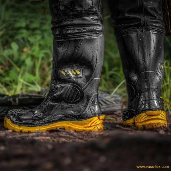 VASS Hybrid 700 Chest Wader (Dark Camo)