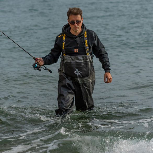 VASS Hybrid 700 Chest Wader (Dark Camo)